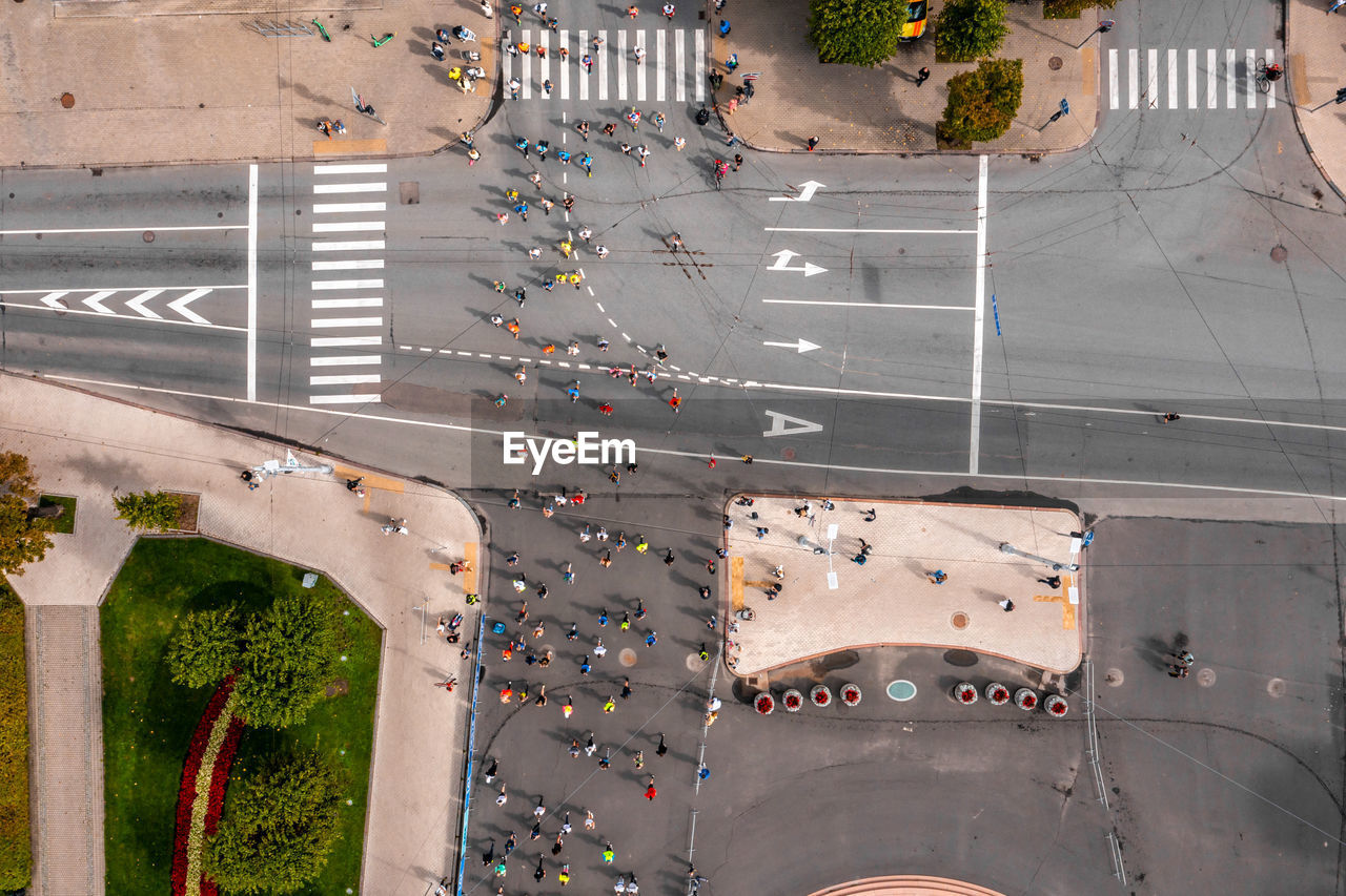 Aerial view of the people running marathon.