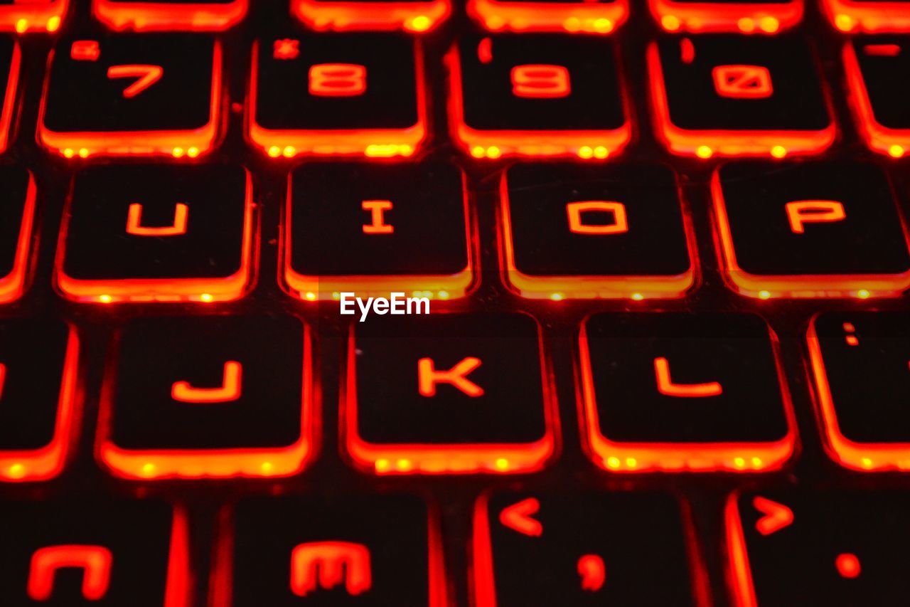 FULL FRAME SHOT OF ILLUMINATED KEYBOARD