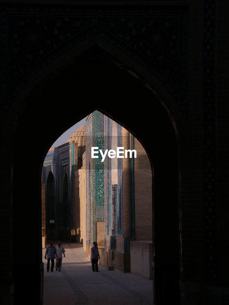 VIEW OF ARCHWAY IN CORRIDOR