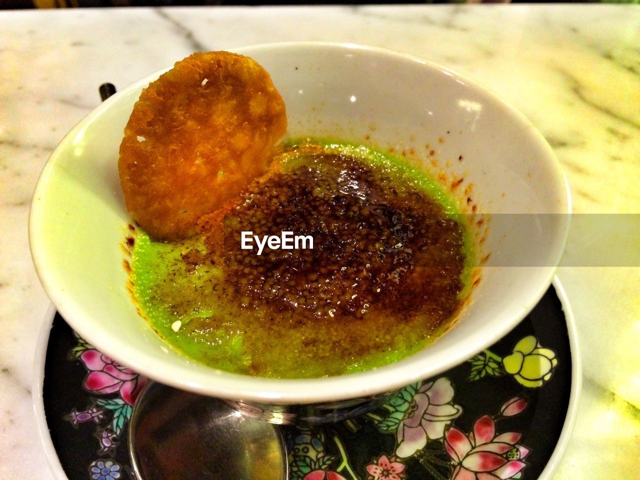 CLOSE-UP OF SERVED FOOD IN BOWL