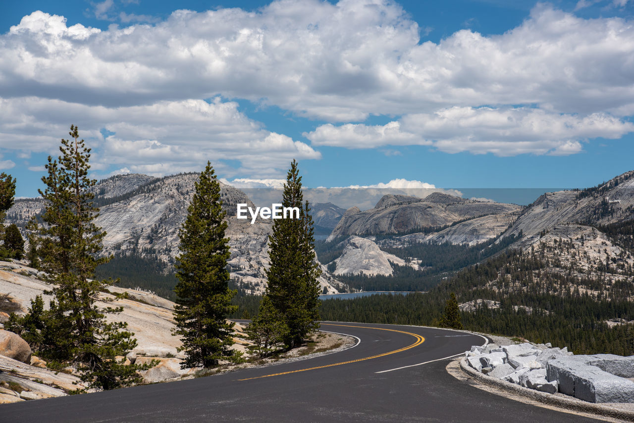 A drive through yosemite