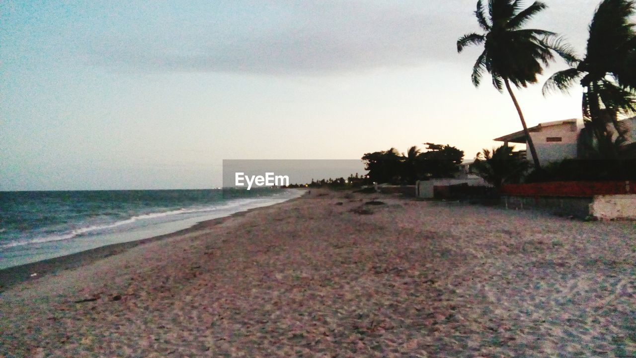 VIEW OF SEA AGAINST SKY