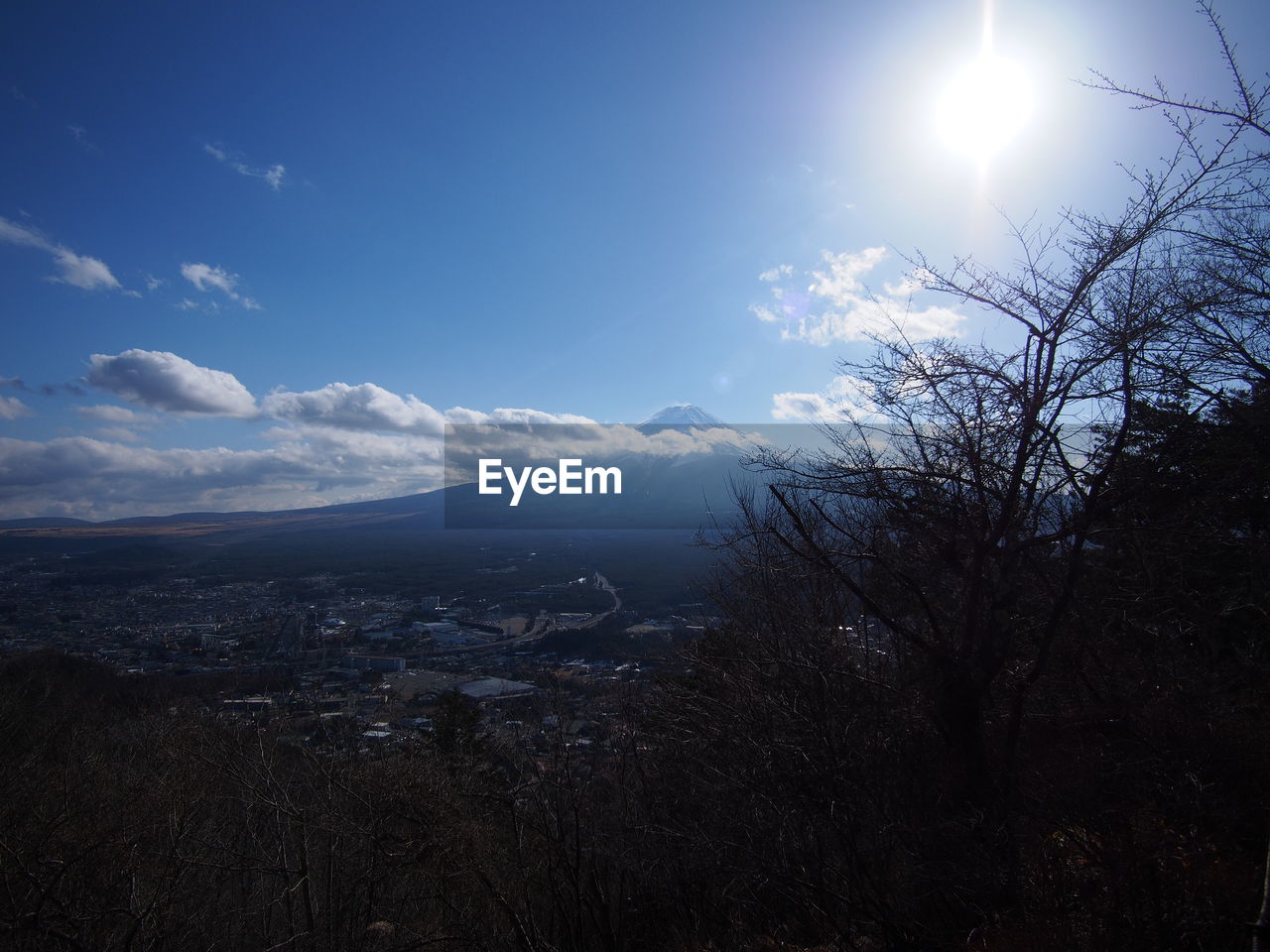 SCENIC VIEW OF MOUNTAINS AND SKY