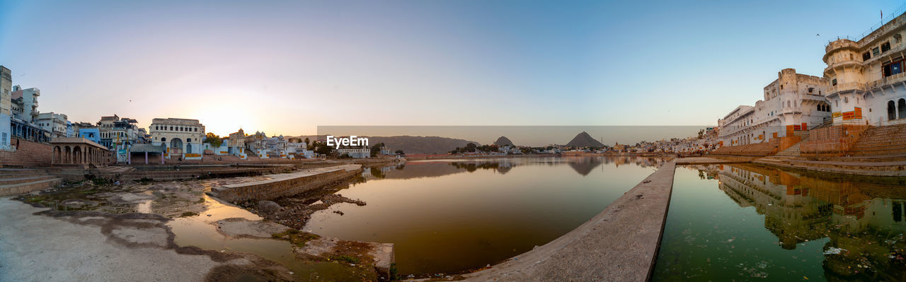 Panorama of pushkar lake at dawn,  a sacred lake of the hindus known as tirtha-raj 