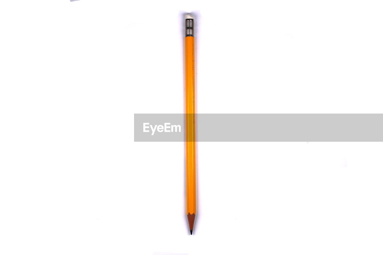 CLOSE UP VIEW OF PENCILS