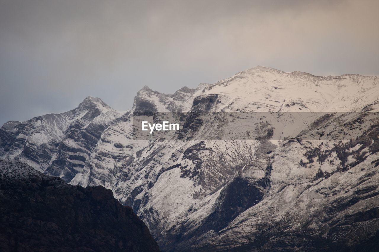 Scenic view of snowcapped mountains against sky snowy peak calafate patagonia argentina 