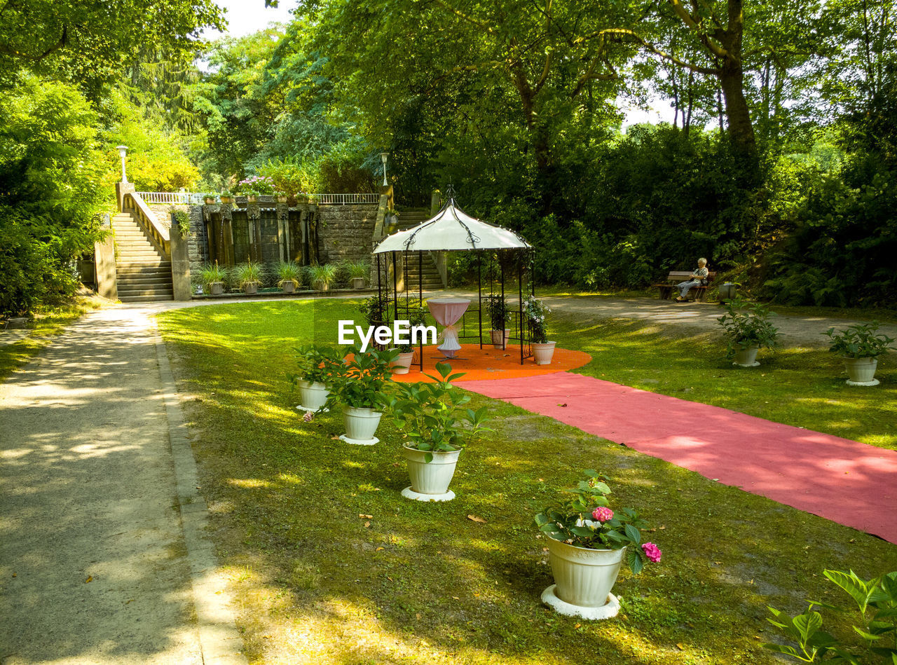 BUILT STRUCTURE IN PARK AGAINST TREES