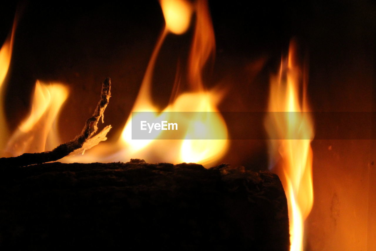 CLOSE-UP OF CAMPFIRE