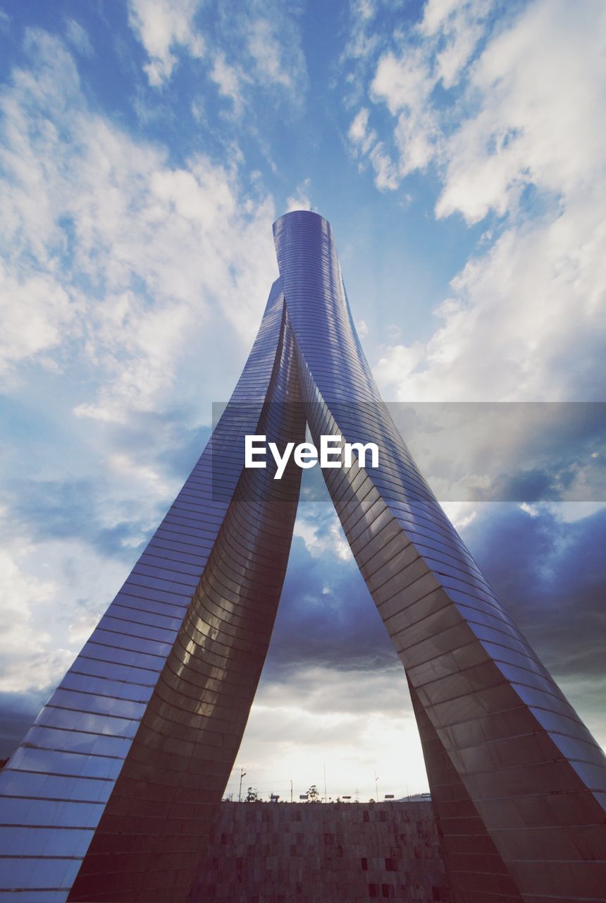 LOW ANGLE VIEW OF BRIDGE AGAINST SKY