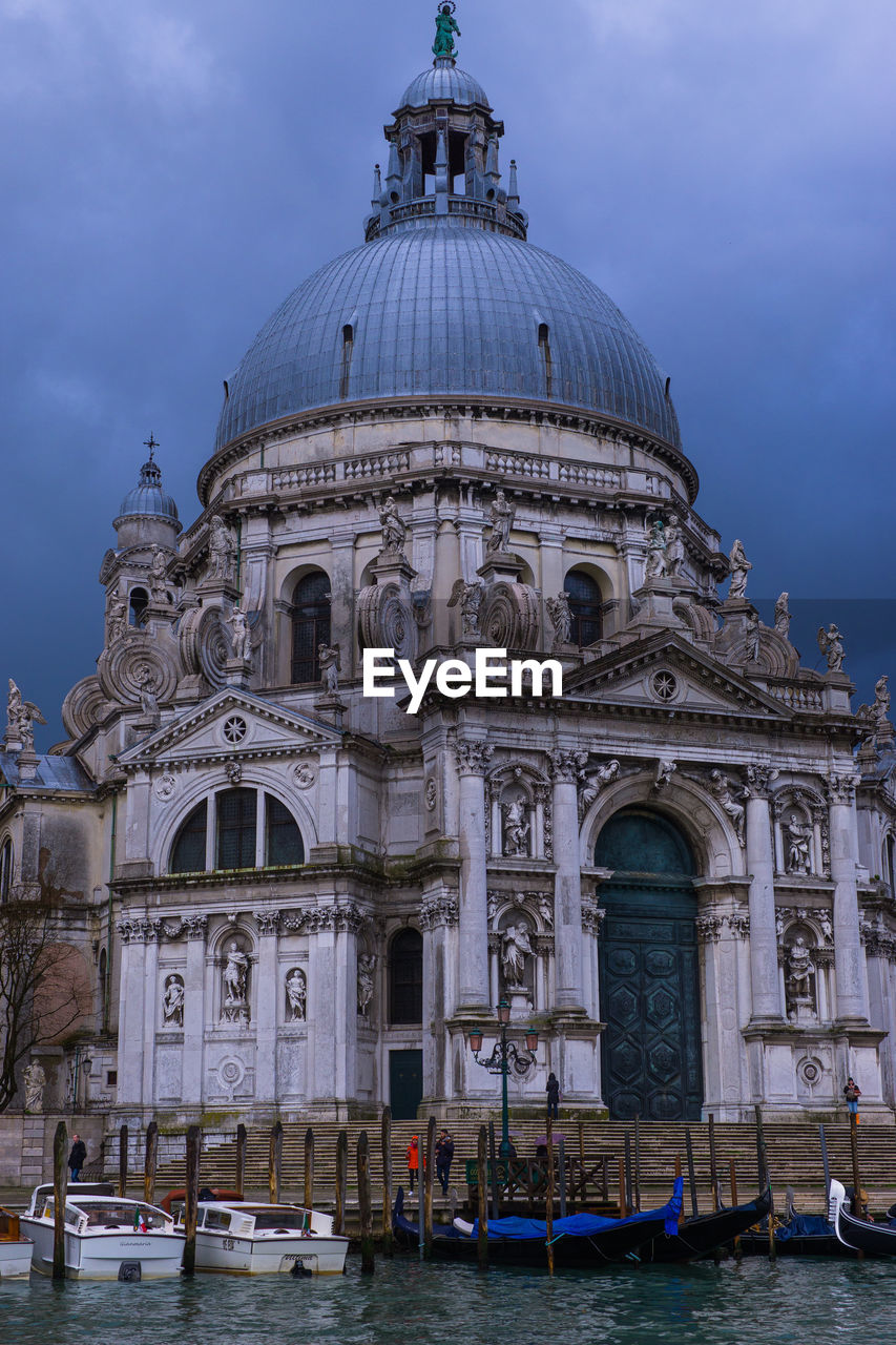 Basillica di santa maria della salute against cloudy sky