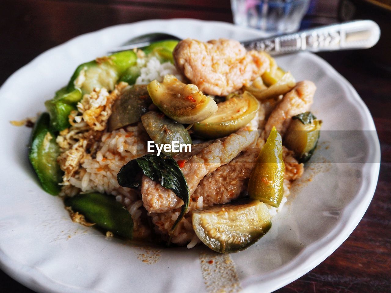 HIGH ANGLE VIEW OF MEAL SERVED ON TABLE