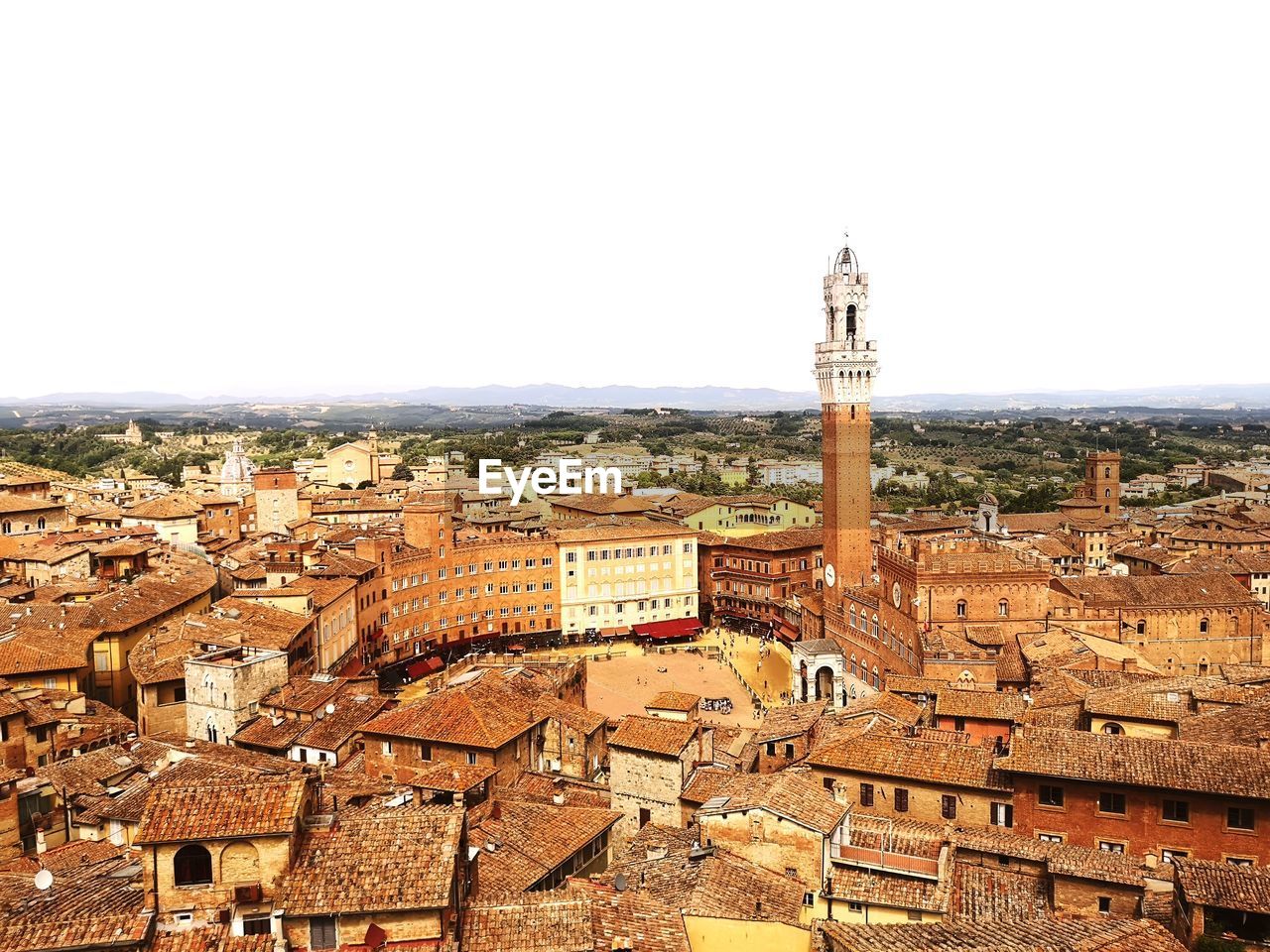 HIGH ANGLE VIEW OF BUILDINGS AGAINST SKY