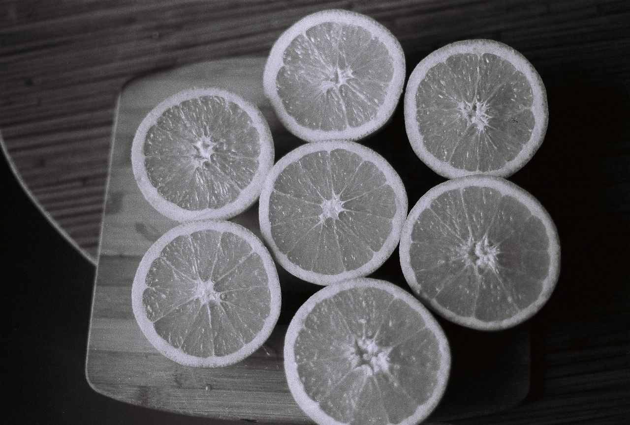 CLOSE-UP OF FRUIT ON TABLE