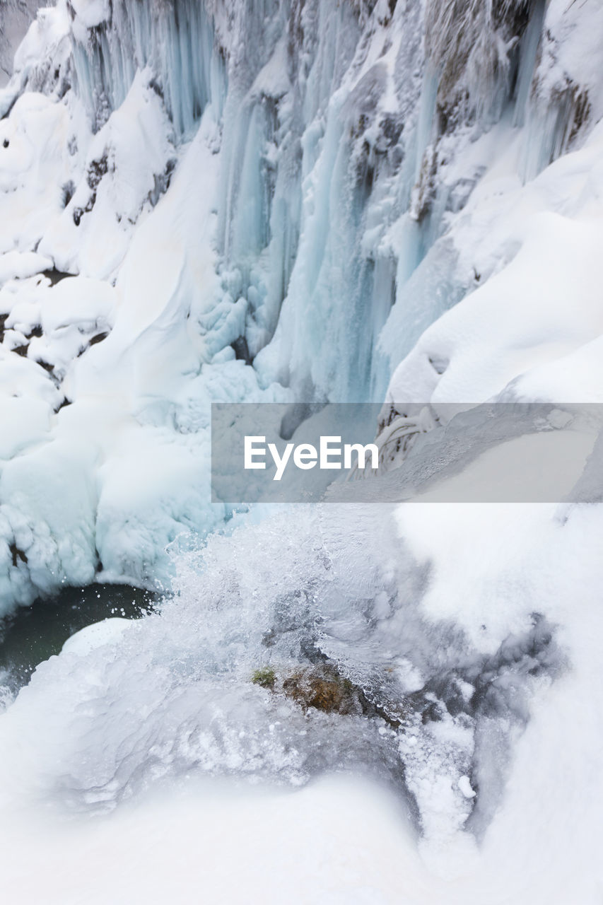 Frozen waterfalls on plitvice lakes np