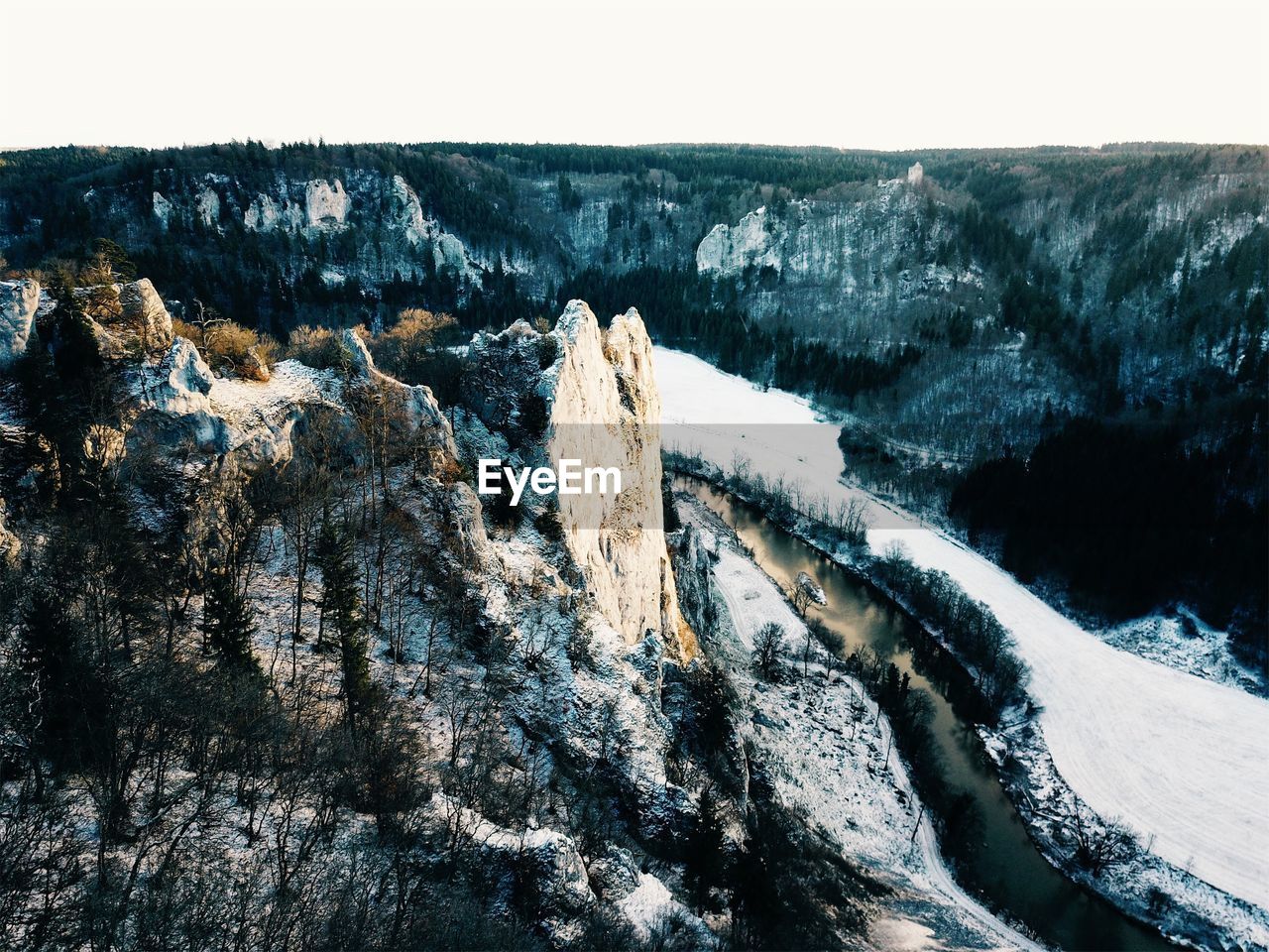 HIGH ANGLE VIEW OF WINTER LANDSCAPE