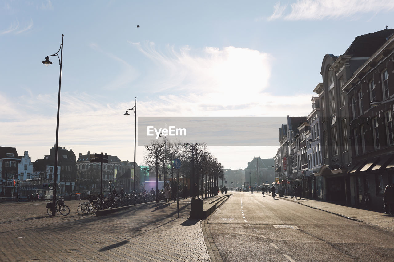 PANORAMIC VIEW OF CITY