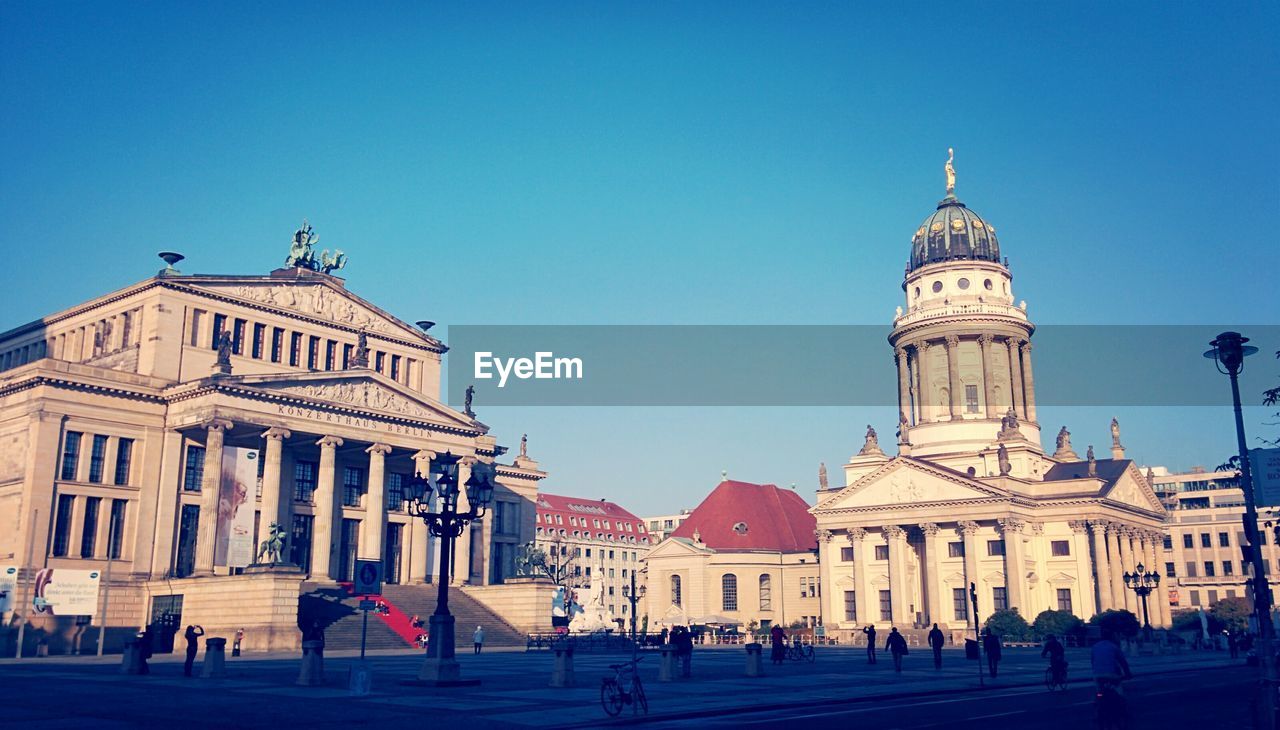 Konzerthaus berlin in gendarmenmarkt square against clear blue sky