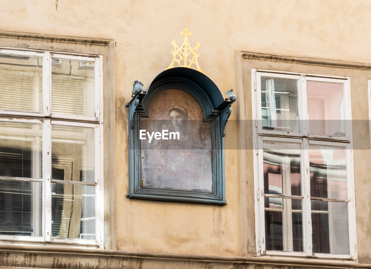 architecture, window, building exterior, built structure, facade, building, no people, wall, house, home, residential district, day, interior design, history, old, the past, outdoors, city, wall - building feature, low angle view, door, glass, wood