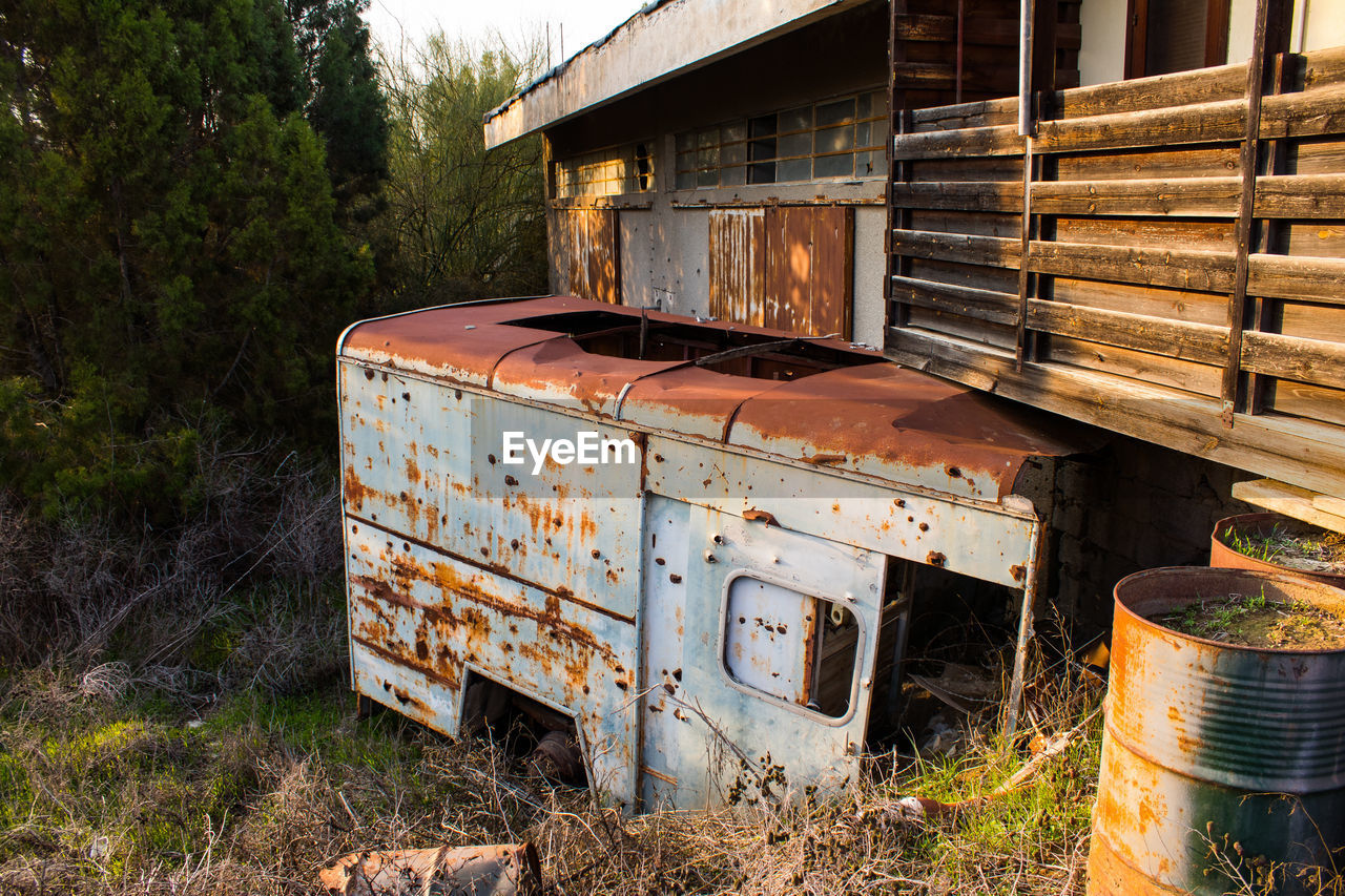 abandoned vehicle