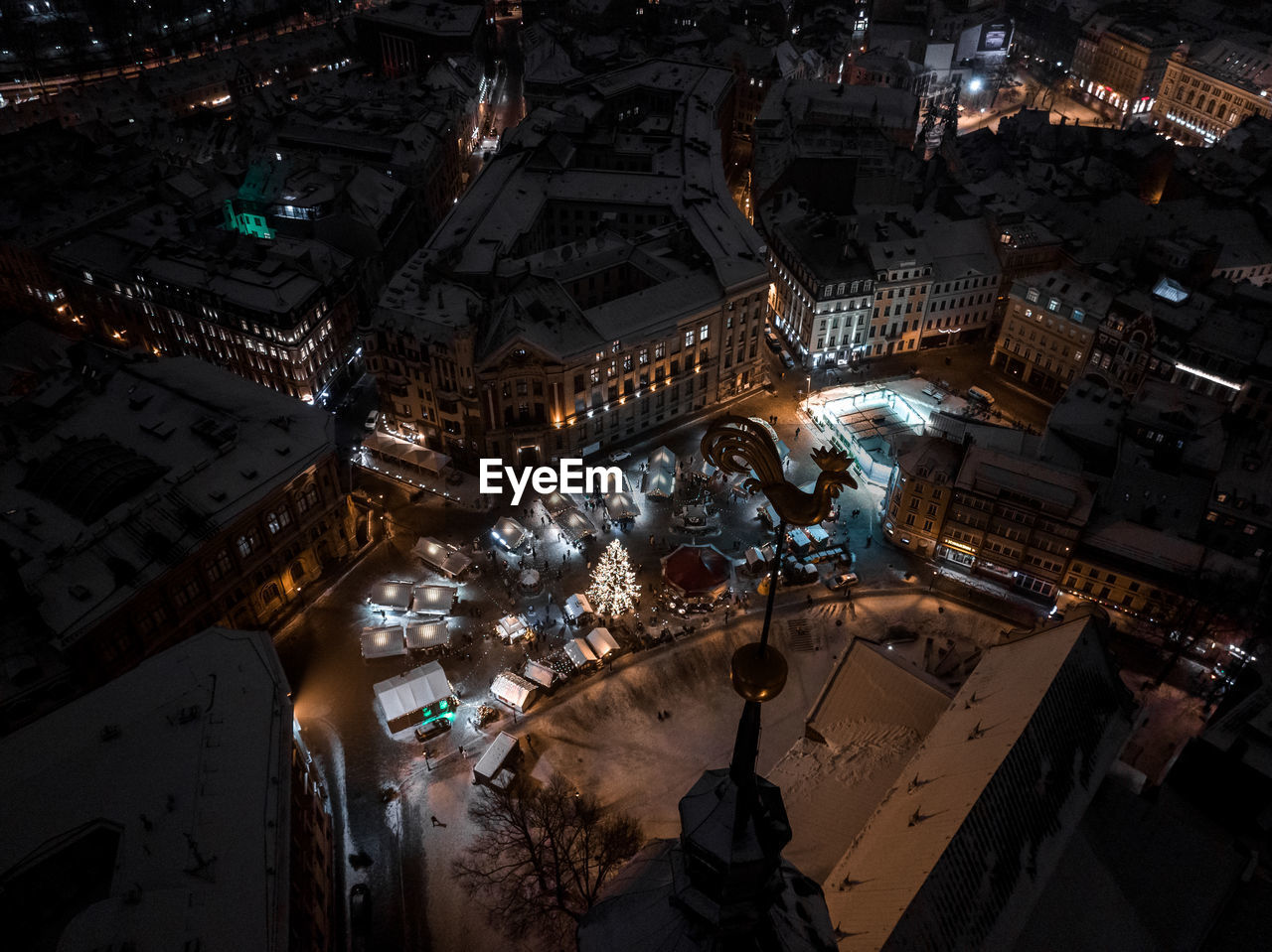 Night view of the winter riga old town