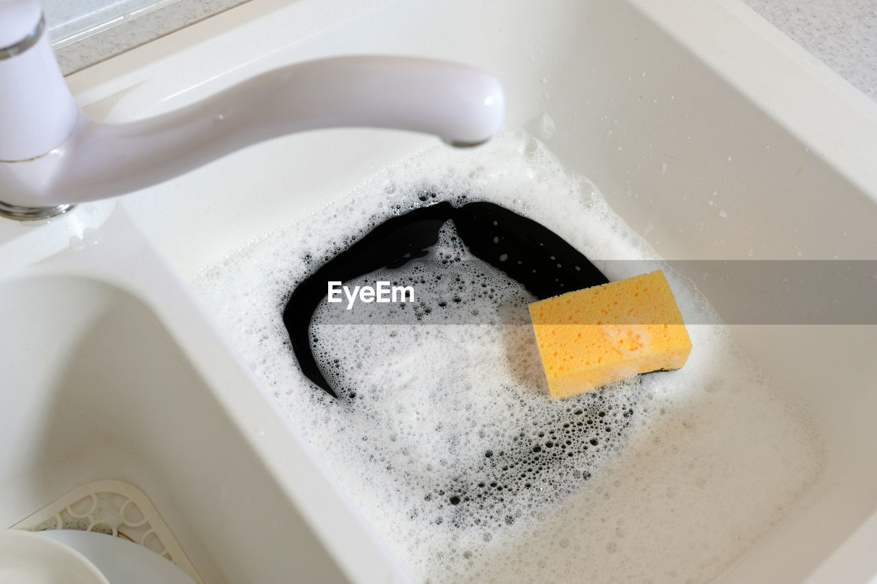 sink, bathroom, soap sud, indoors, white, domestic room, household equipment, cleaning, home, food and drink, washing, water, hygiene, no people, bubble, close-up, food, baked, ceramic