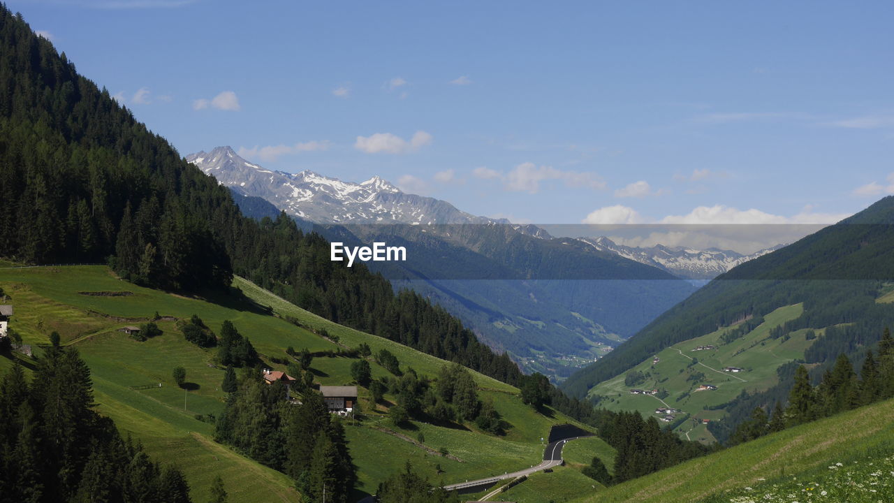 PANORAMIC VIEW OF LANDSCAPE AGAINST SKY