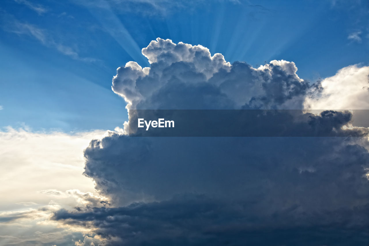 LOW ANGLE VIEW OF CLOUDS IN SKY