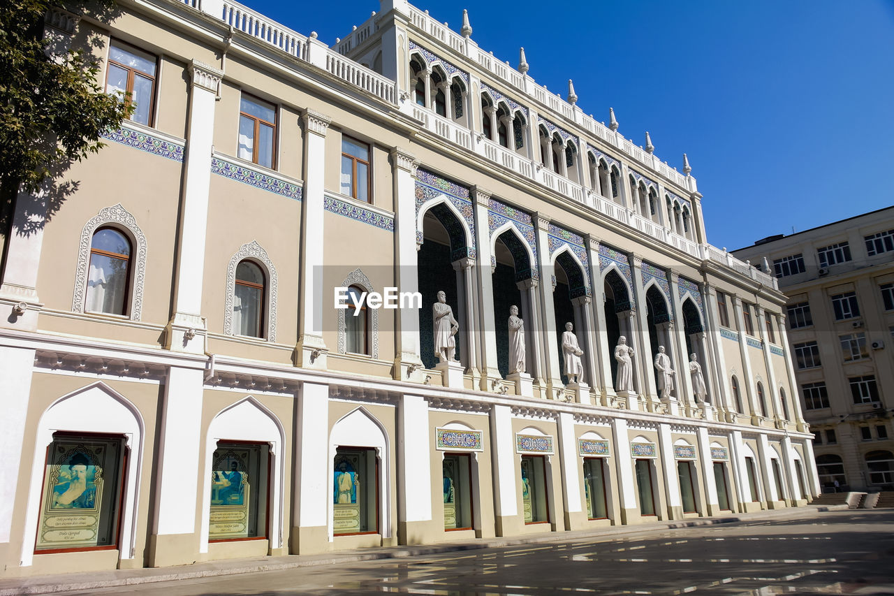 LOW ANGLE VIEW OF BUILDING