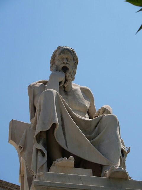 LOW ANGLE VIEW OF STATUE AGAINST CLEAR SKY