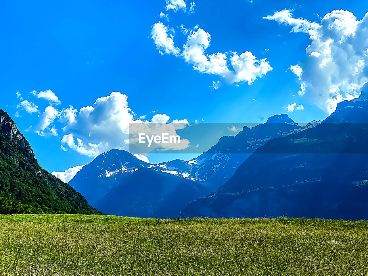 PANORAMIC VIEW OF LANDSCAPE AGAINST SKY