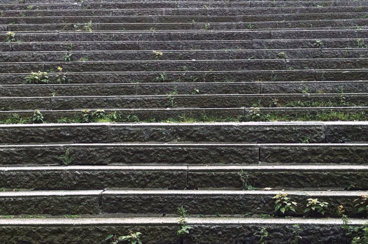 VIEW OF STAIRCASE