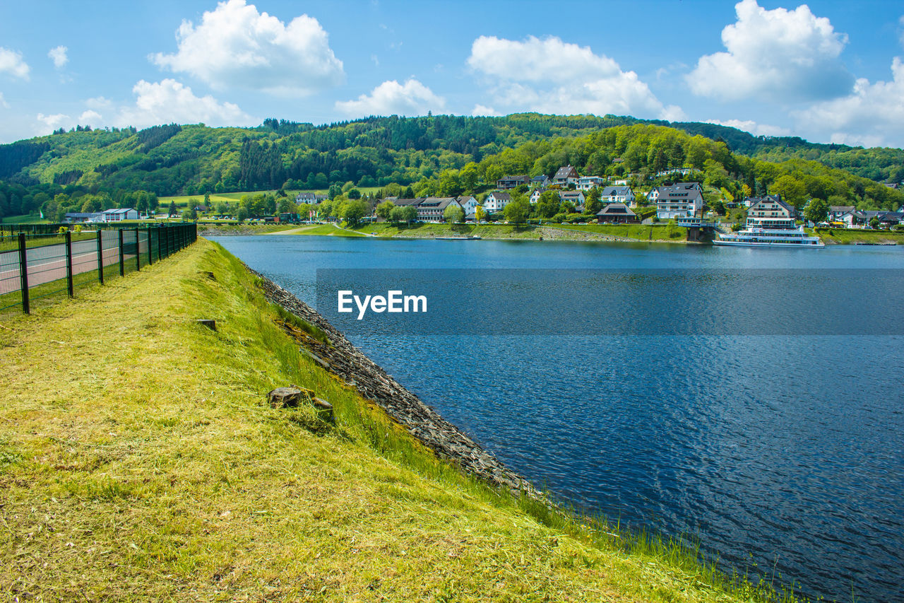 SCENIC VIEW OF LAND AGAINST SKY