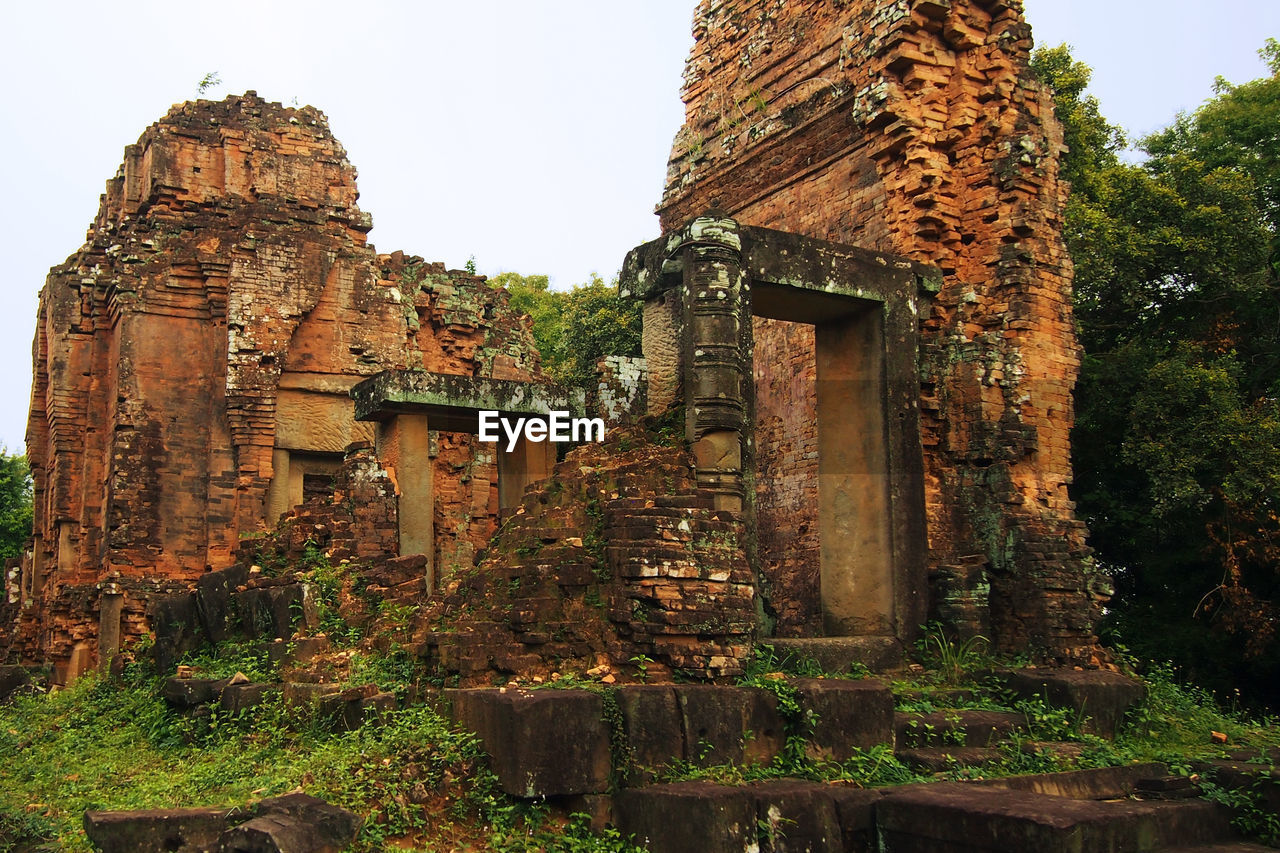 LOW ANGLE VIEW OF TEMPLE