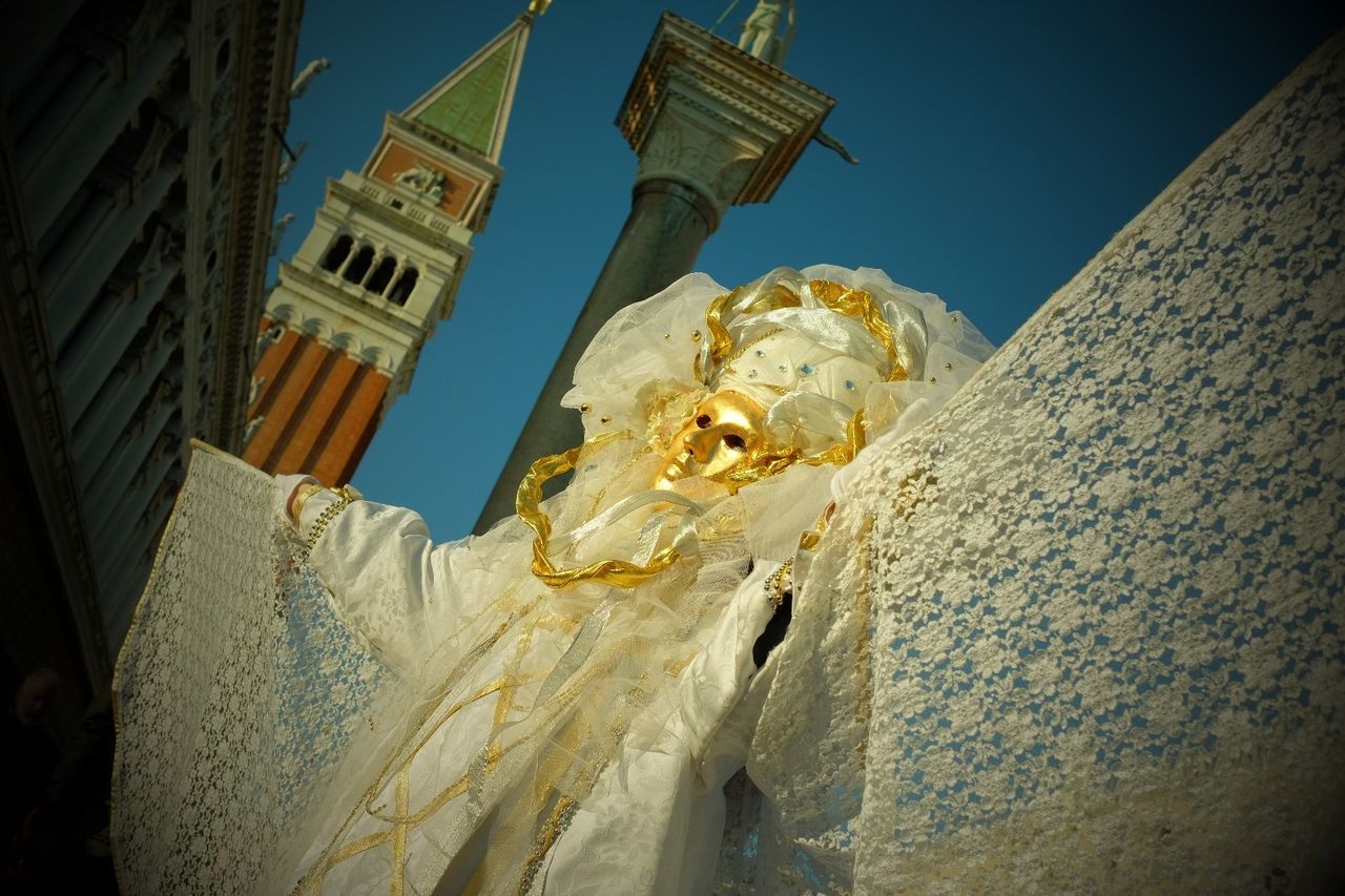 LOW ANGLE VIEW OF STATUE OF TEMPLE