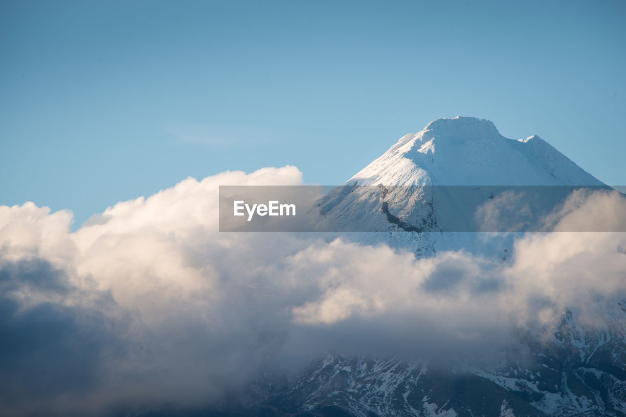 SNOWCAPPED MOUNTAINS AGAINST SKY