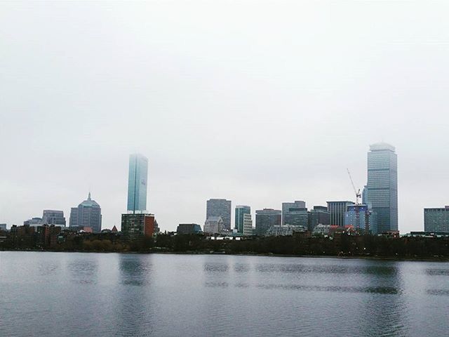 SKYSCRAPERS IN CITY