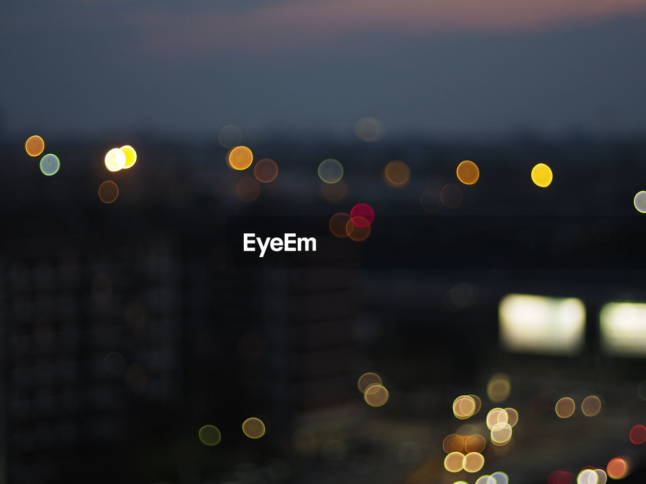 DEFOCUSED LIGHTS AT NIGHT