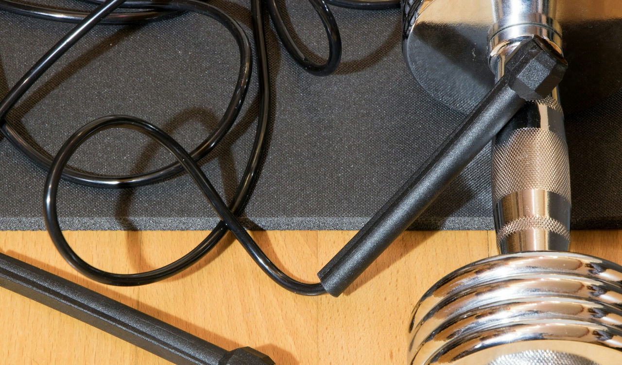 CLOSE UP OF ELECTRIC LAMP ON TABLE