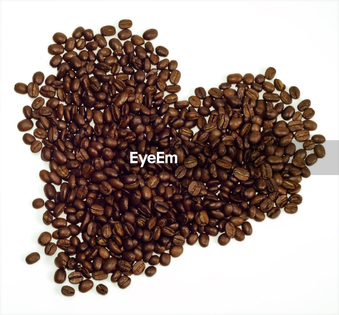 HIGH ANGLE VIEW OF COFFEE BEANS