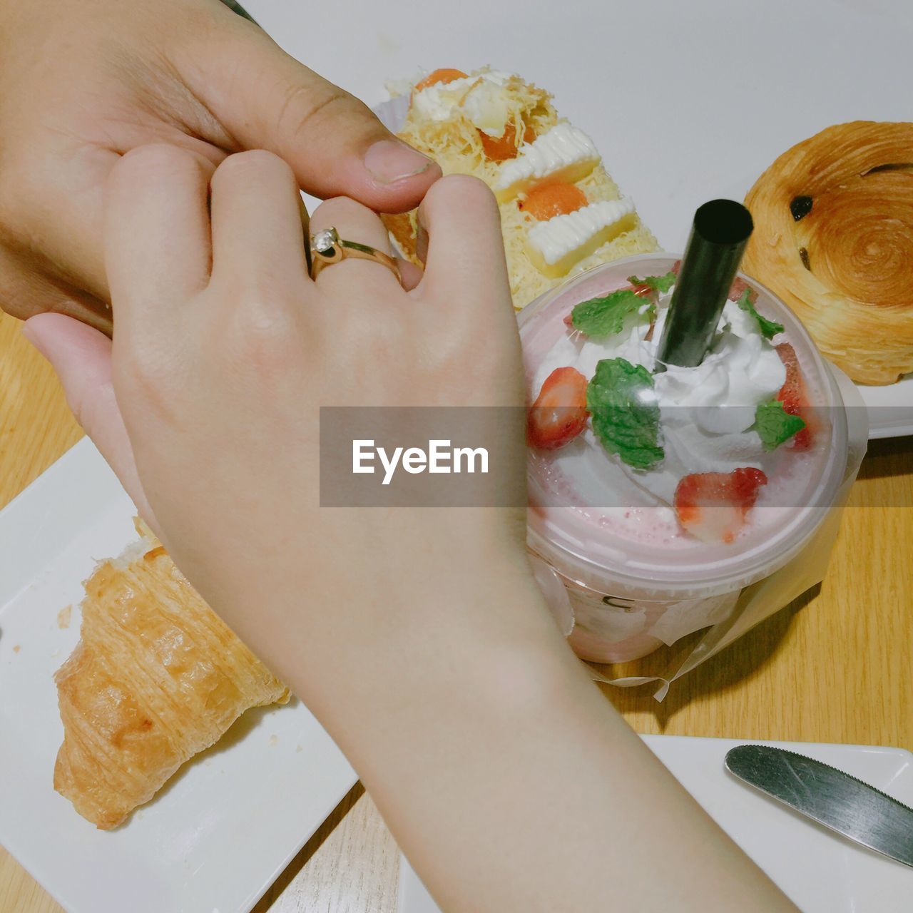 Engagement dinner, love dating, private proposal dinner