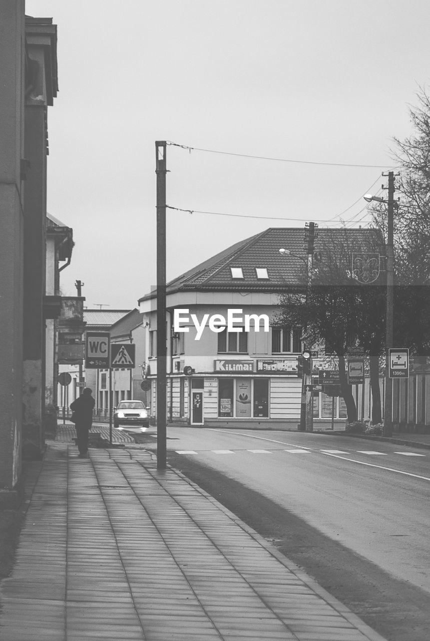 VIEW OF ROAD IN CITY