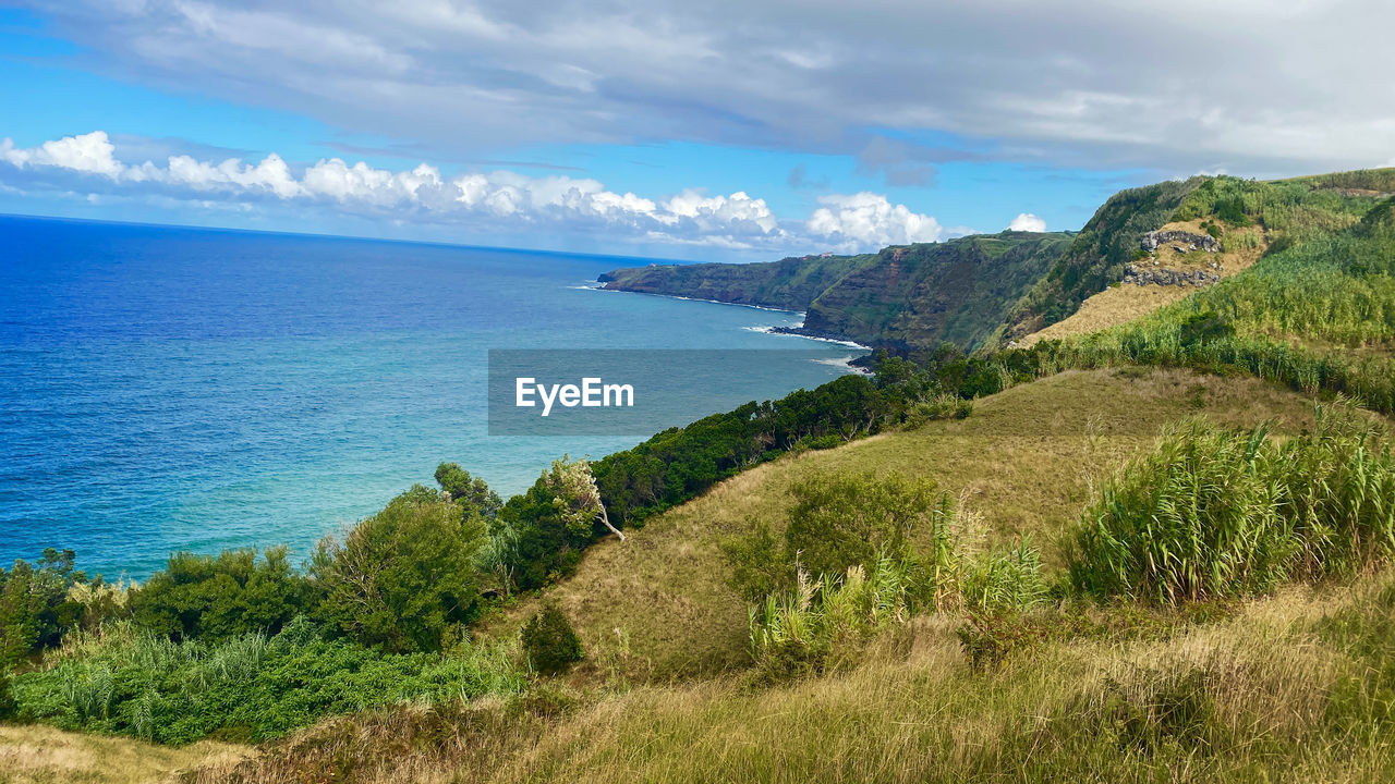 PANORAMIC VIEW OF SEA AGAINST SKY