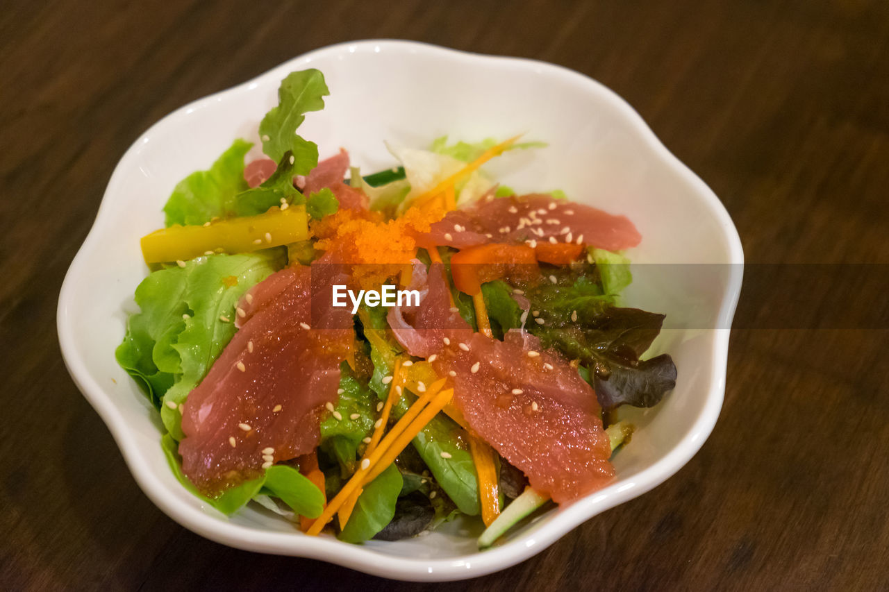 Mixed salad salmon set with prawn in japanese restaurant.