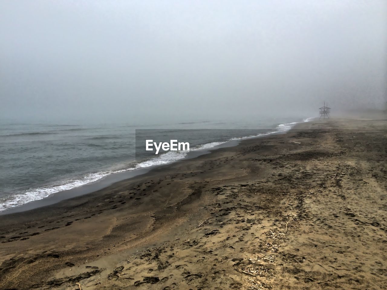 VIEW OF BEACH AGAINST SKY