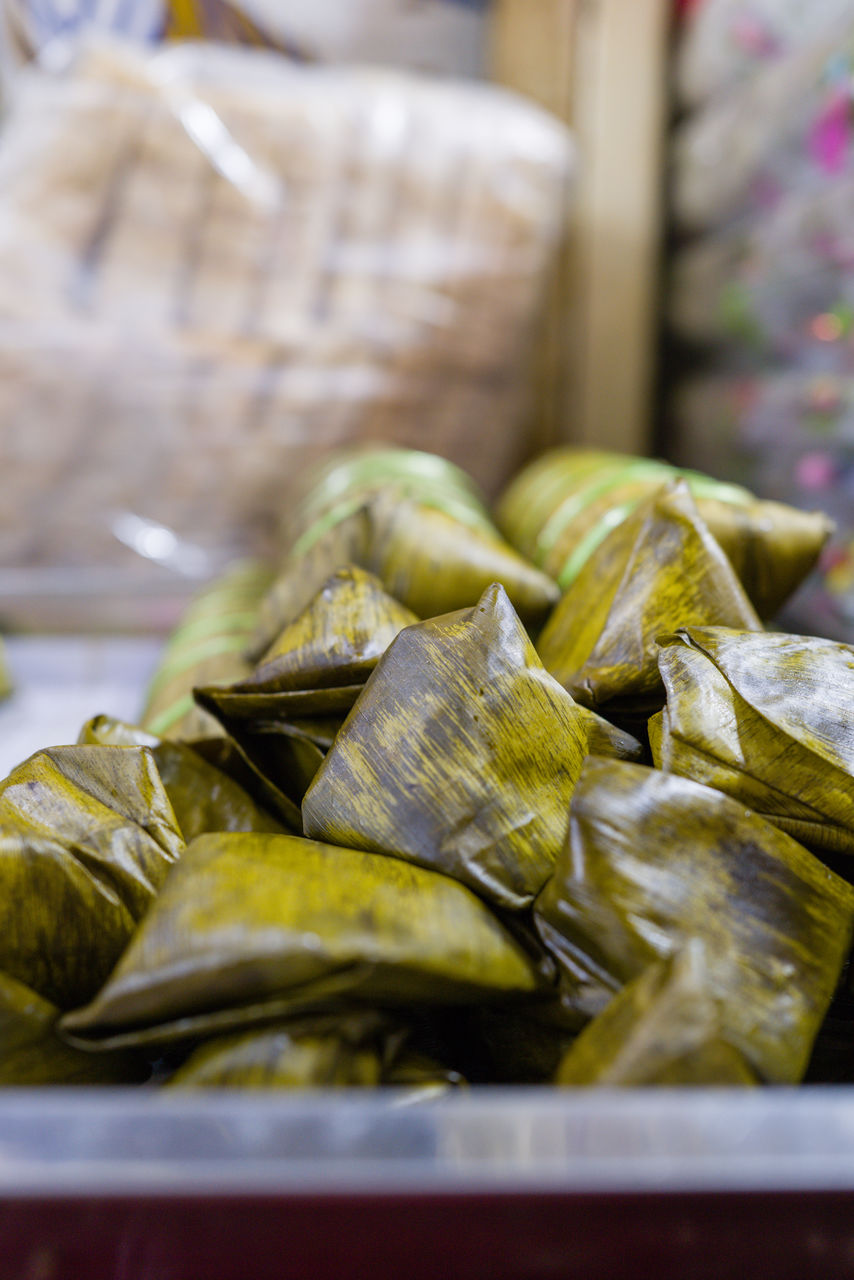 food and drink, food, freshness, produce, market, healthy eating, dish, no people, retail, selective focus, wellbeing, abundance, business, close-up, market stall, vegetable, large group of objects, indoors, business finance and industry, container, organic