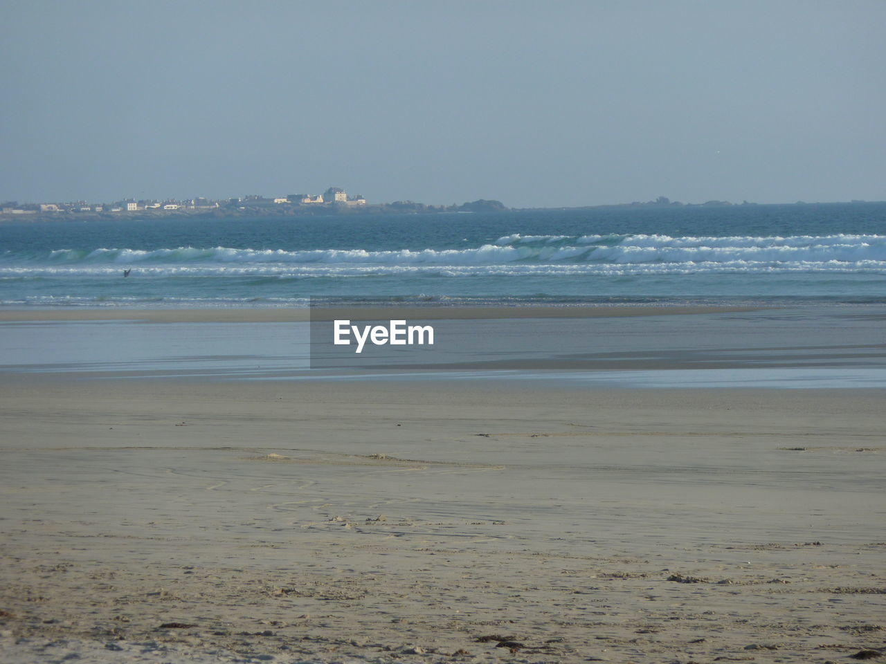 VIEW OF SEA AGAINST SKY