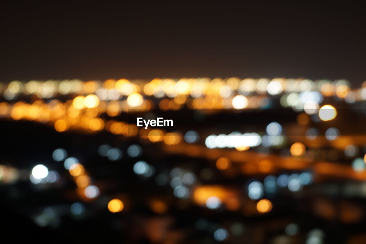 DEFOCUSED LIGHTS AT NIGHT