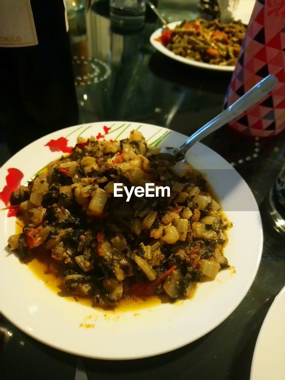 CLOSE-UP OF FOOD SERVED ON PLATE