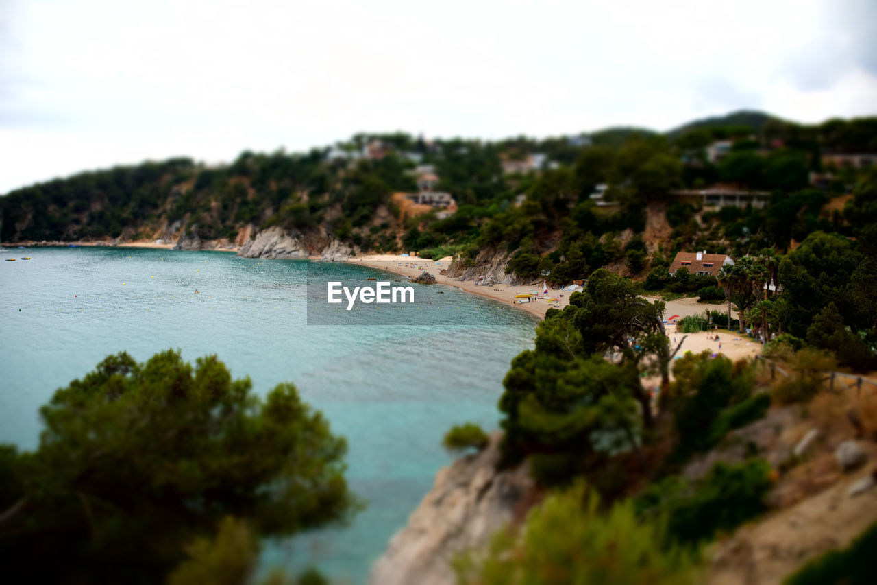 VIEW OF SEA AGAINST SKY