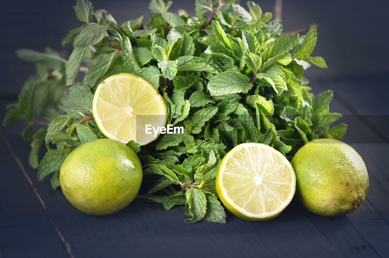 HIGH ANGLE VIEW OF FRUITS ON TABLE